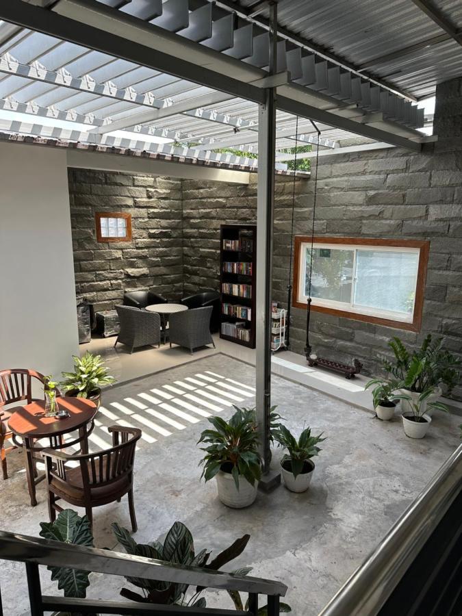 Cendhani Raras Gallery Kejayan Ngoại thất bức ảnh
